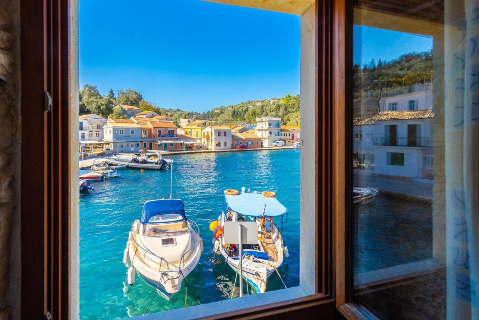 Spiros Jetty House Apartment Longos  ภายนอก รูปภาพ